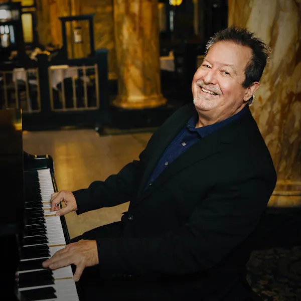 musical instrument, piano, smile, keyboard, musician, pianist
