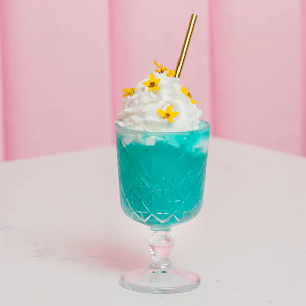 food, ingredient, liquid, drinking straw, fluid, tableware
