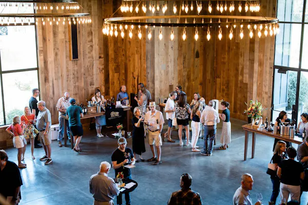crowd, leisure, conversation, hall, chair, varnish