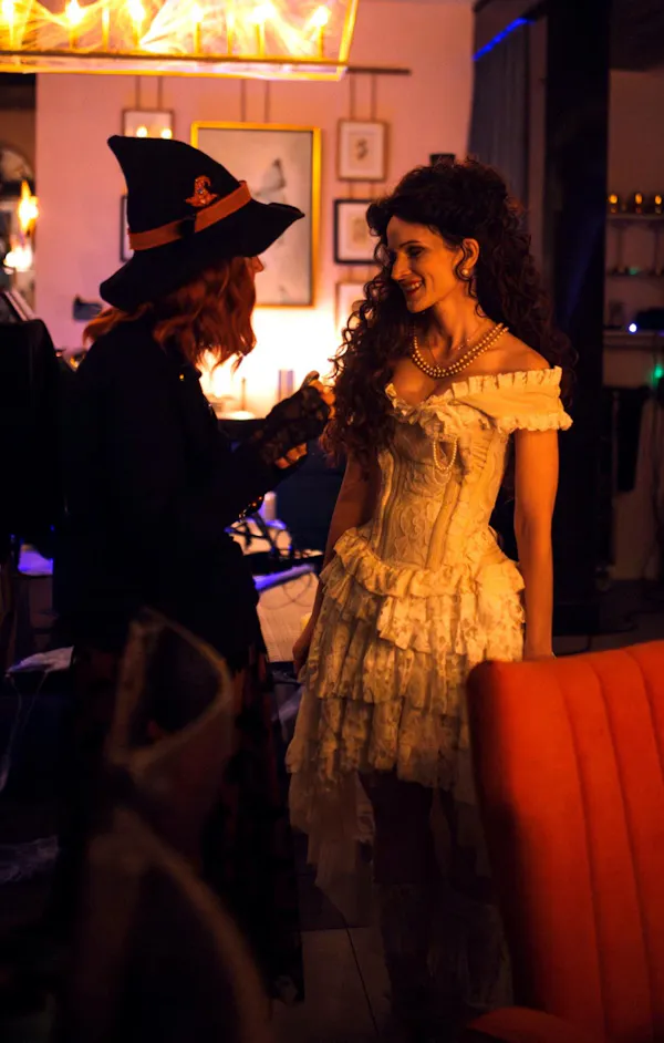 fashion, event, dress, lighting, smile, hat