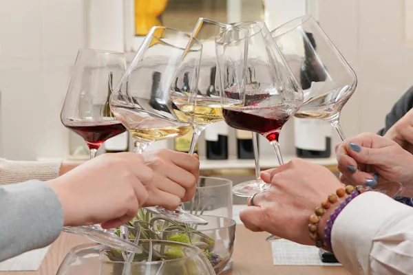 stemware, tableware, drinkware, barware, wine glass, alcoholic drink