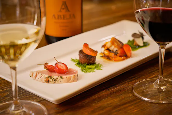 food, tableware, stemware, table, drinkware, dishware