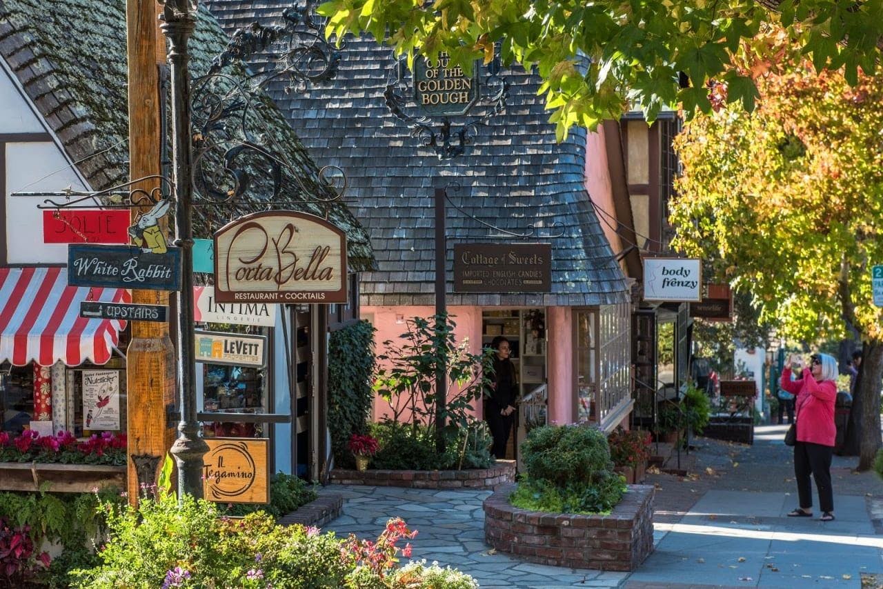 Carmel Wine and Wandering Tours