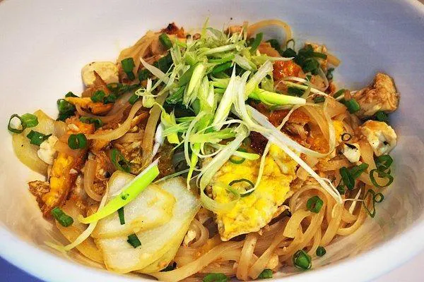 food, tableware, ingredient, staple food, recipe, rice noodles