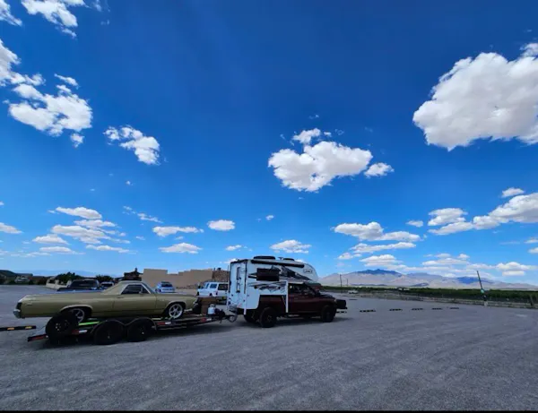 land vehicle, sky, vehicle, car, mode of transport, tire