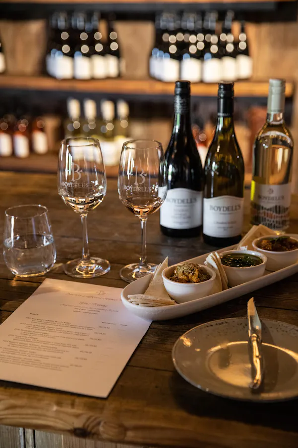 tableware, stemware, drinkware, bottle, food, table