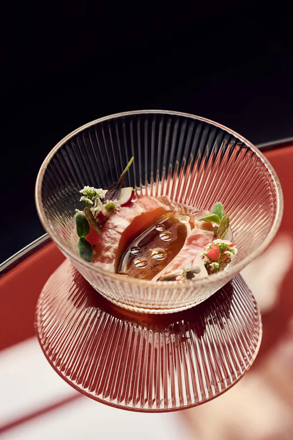 dishware, serveware