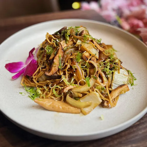 food, staple food, tableware, recipe, ingredient, noodle