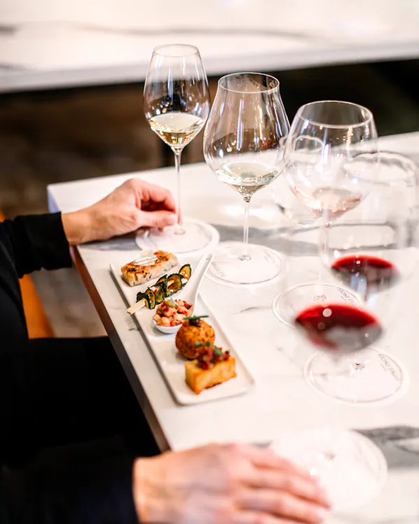 stemware, tableware, drinkware, food, wine glass, serveware