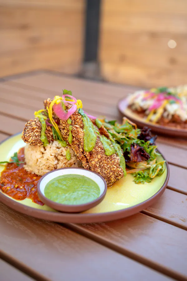 food, tableware, ingredient, fried food, vegetable, fast food