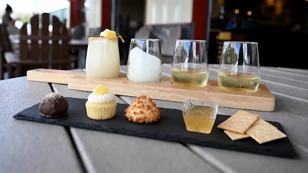 tableware, food, ingredient, serveware, finger food, dessert