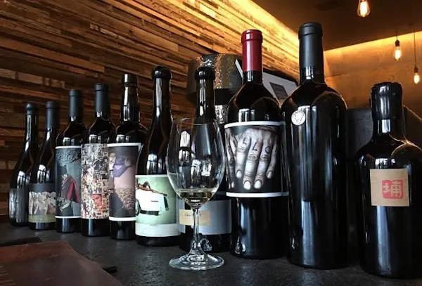 bottle, alcoholic drink, glass bottle, wine bottle, alcohol, wine