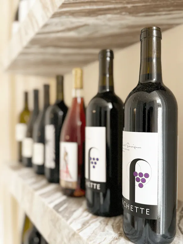 bottle, liquid, wine, drinkware, bottle cap, glass bottle