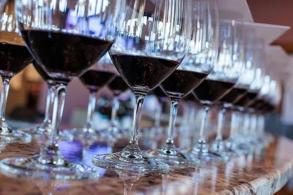 stemware, tableware, drinkware, glass, wine glass, barware