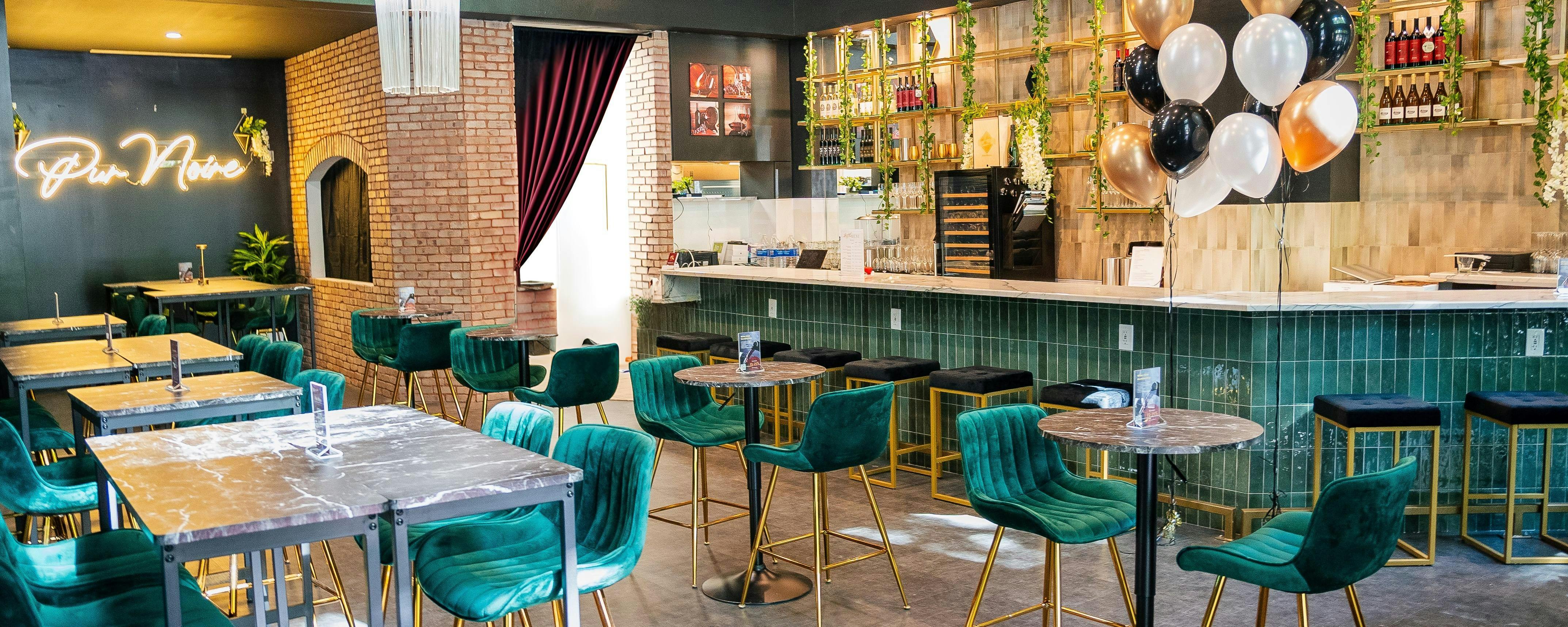 Pur Noire Urban Wineries