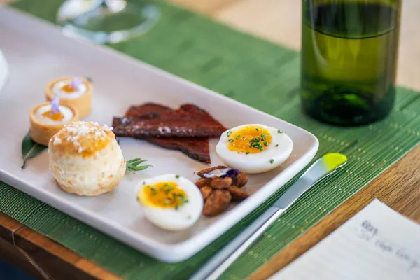 food, tableware, ingredient, dishware, egg, finger food