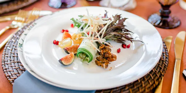food, tableware, dishware, plate, ingredient, salad
