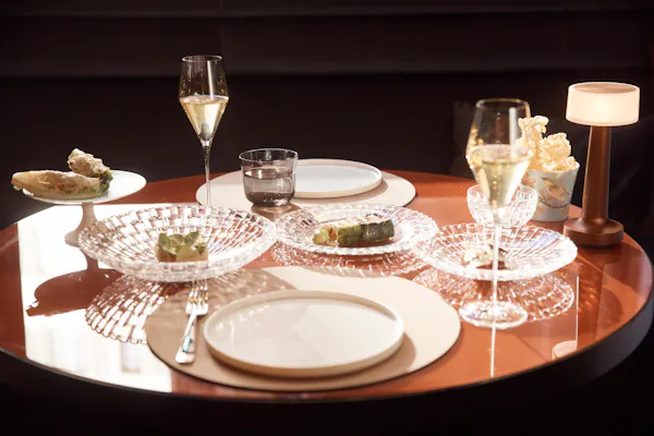 stemware, champagne stemware, wine glass, table, glass, yellow