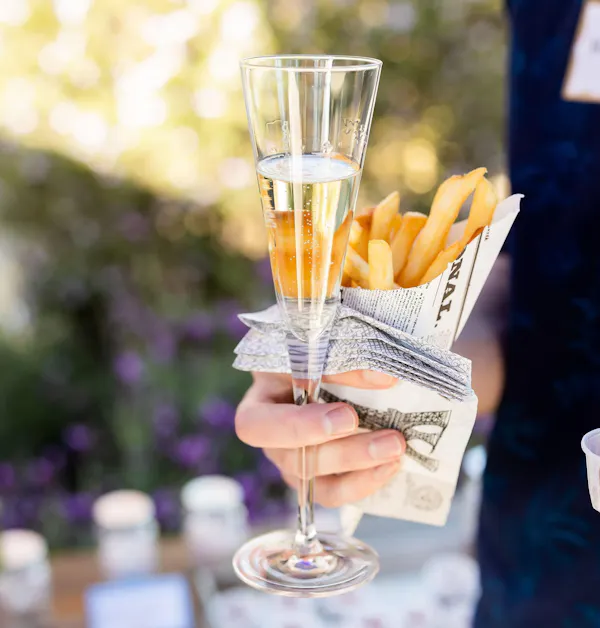 tableware, stemware, drinkware, barware, champagne glass, glass