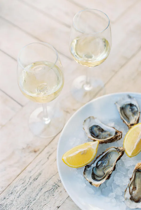 tableware, stemware, food, wine glass, alcoholic drink, ingredient