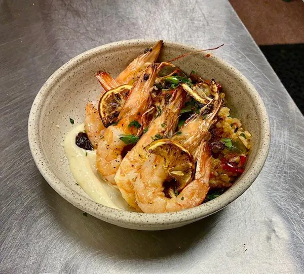 food, seafood, ingredient, tableware, shrimp, scampi