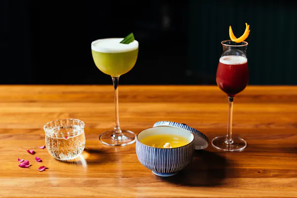 tableware, alcoholic drink, cocktail, classic cocktail, juice, stemware