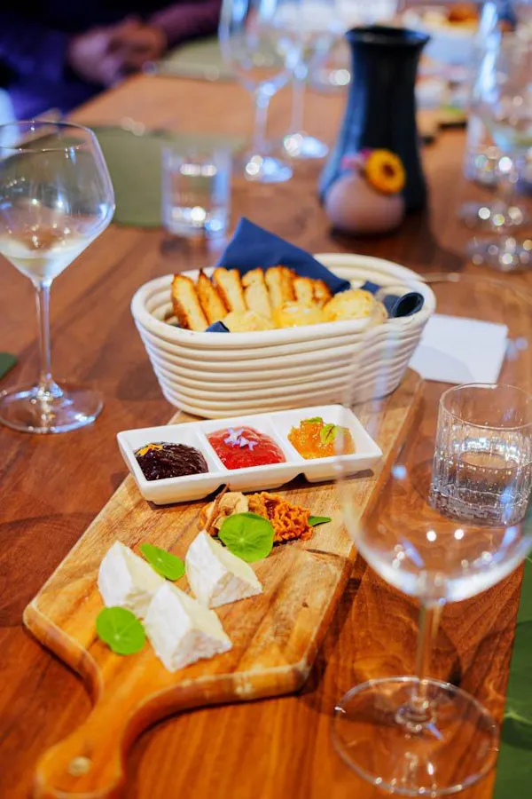food, tableware, ingredient, serveware, dishware, table