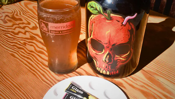 eyewear, tableware, tin, drinkware, ingredient, personal protective equipment