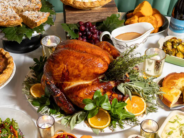 food, tableware, roast chicken, roast goose, turkey meat, meat