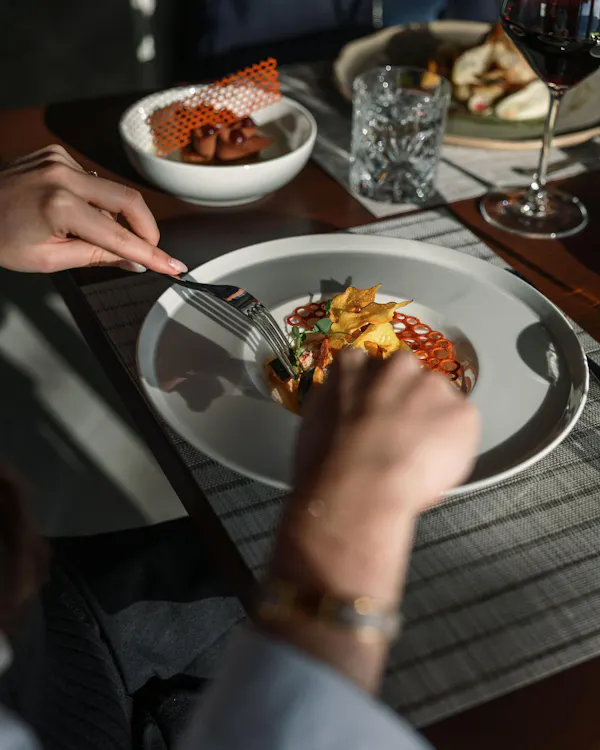 food, tableware, ingredient, dishware, serveware, table