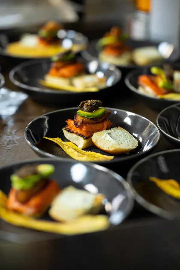food, tableware, finger food, ingredient, cooking, dishware