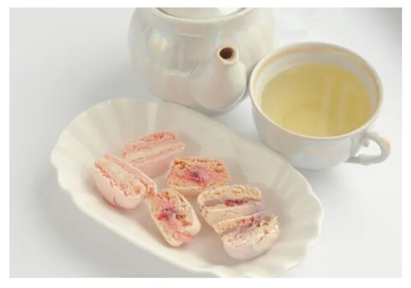 food, tableware, dessert, ingredient, finger food, pink