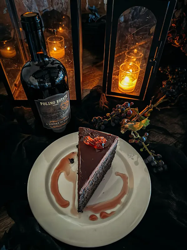 tableware, food, alcoholic drink, ingredient, drinkware, liquor