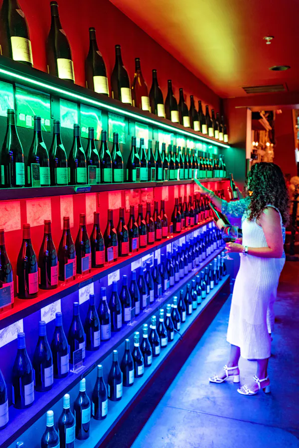 bottle, red, alcoholic drink, glass bottle, wine bottle, liquor