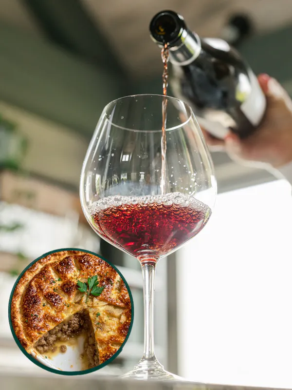 stemware, food, tableware, wine glass, drinkware, alcoholic drink