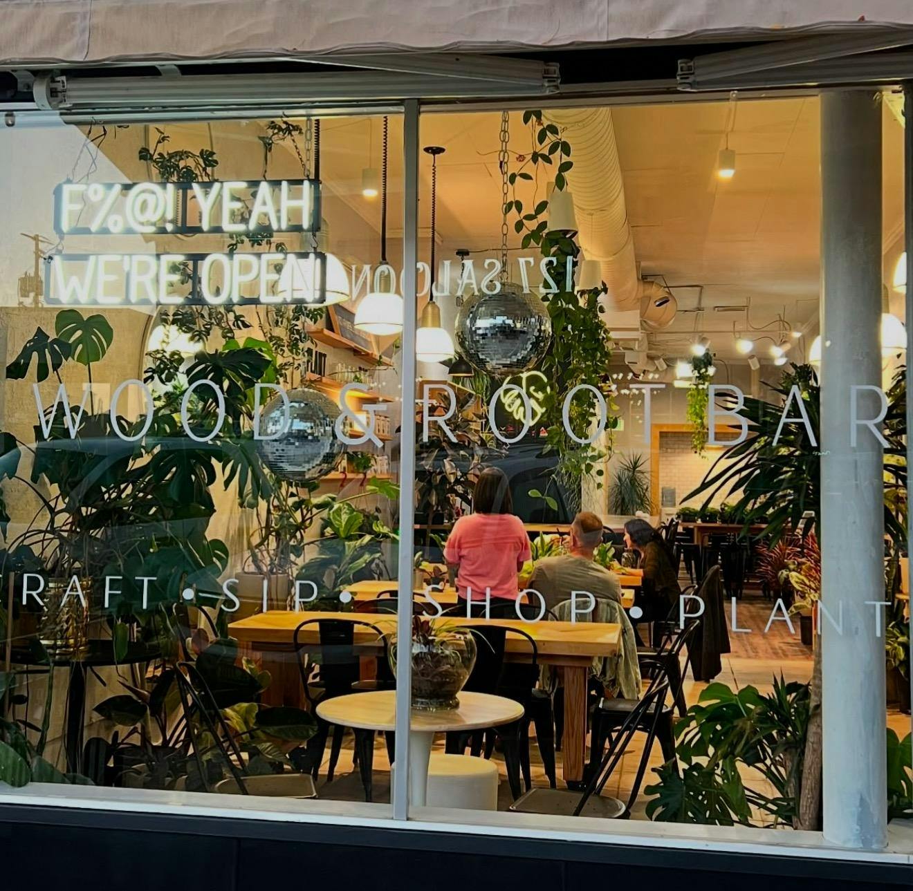 Wood & Root Bar