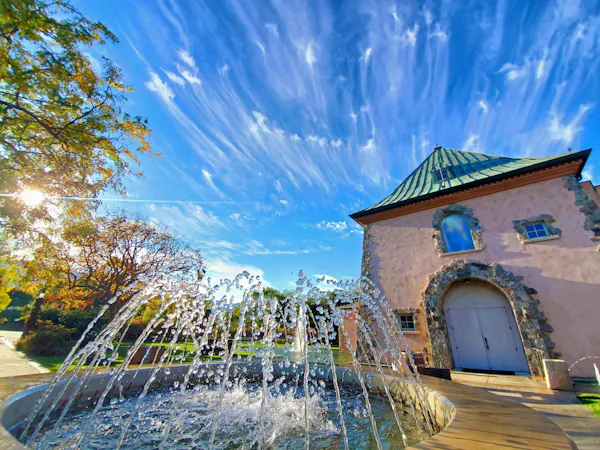fountain, water feature
