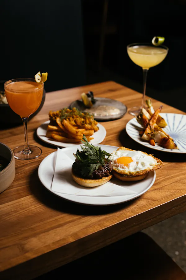 food, tableware, ingredient, dishware, serveware, plate