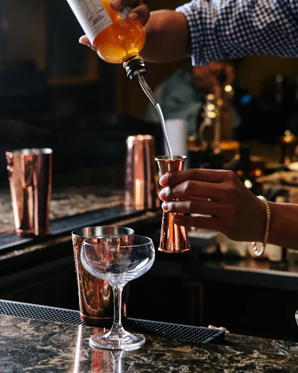 tableware, drinkware, stemware, barware, fluid, table