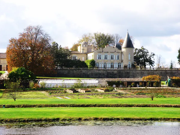 estate, château, turret, mansion, garden, castle