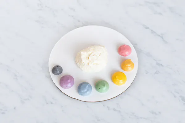 food, ingredient, dessert, daifuku, dishware, finger food