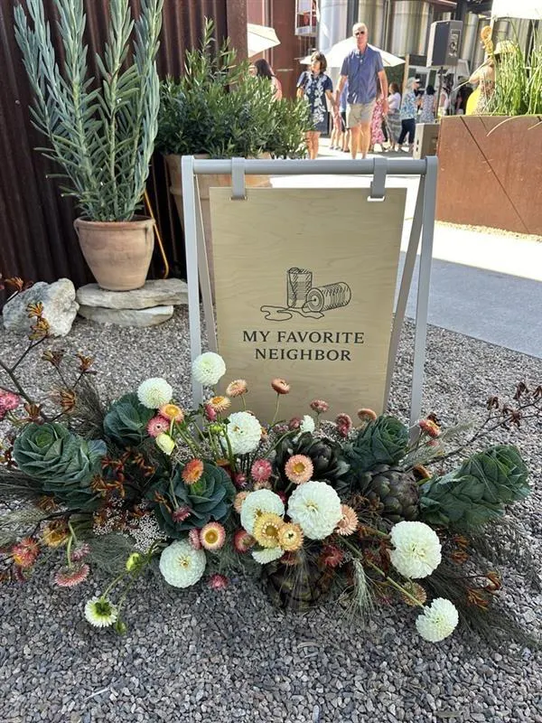floristry, flower arranging, cut flowers, floral design, flower bouquet, flowerpot