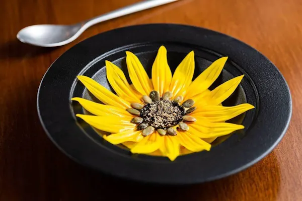 yellow, flower, petal, dishware, common sunflower, plate
