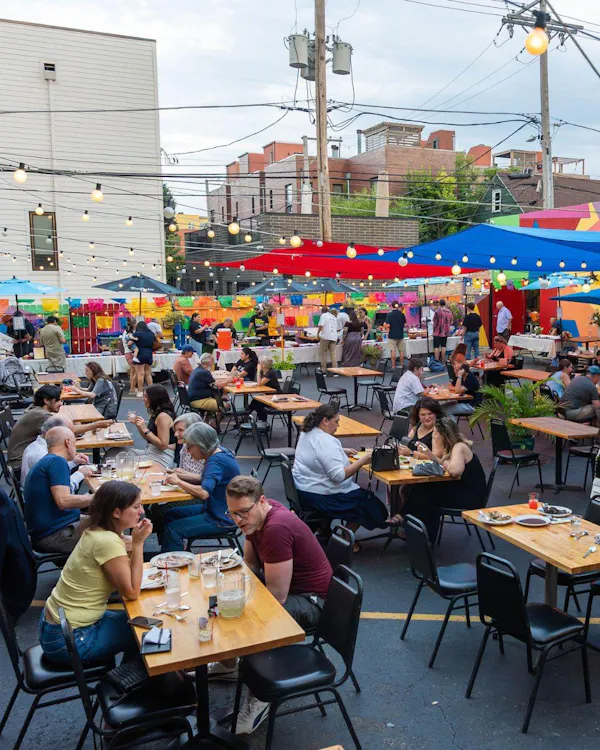 crowd, furniture, chair, customer, restaurant, leisure