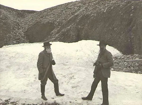 snow, winter, geological formation, glacial landform, freezing, vintage clothing