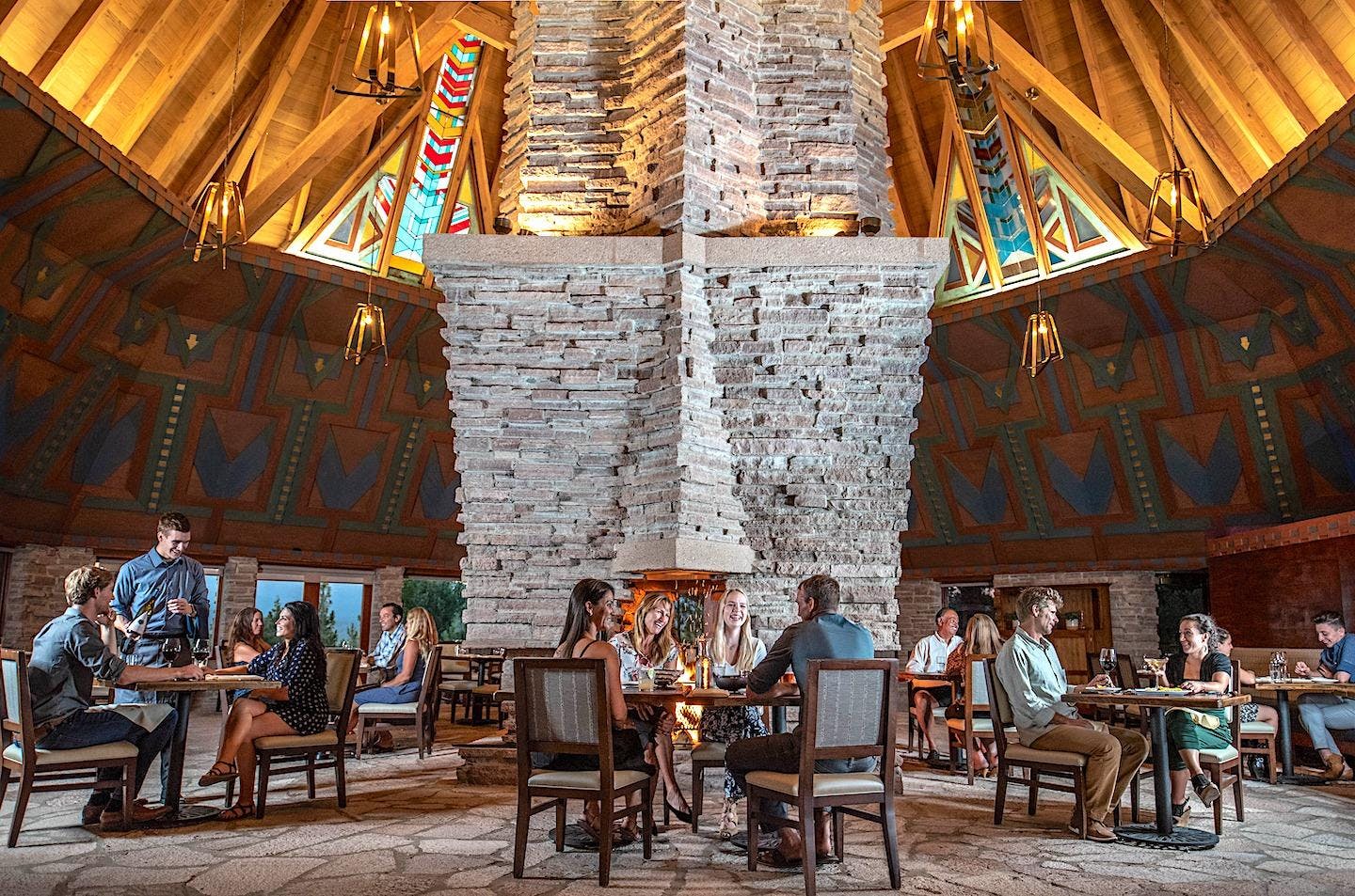 FIFTY44 Restaurant & Bar at Nakoma Resort