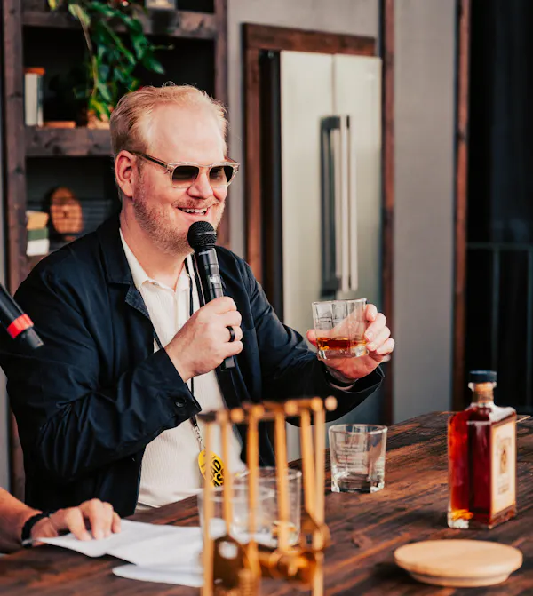 eyewear, vision care, drinkware, alcoholic drink, tableware, liquor