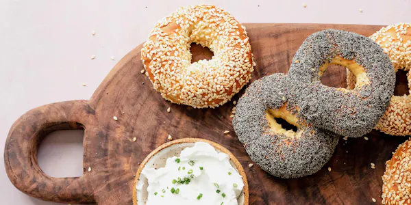 food, bagel, doughnut, ingredient, finger food, bread