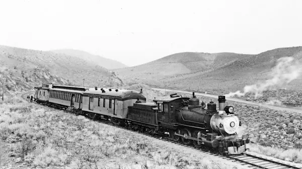 train, land vehicle, rolling stock, mode of transport, transport, vehicle
