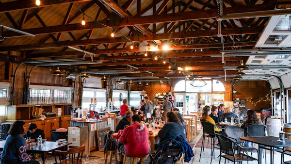 furniture, customer, restaurant, ceiling, bar, chair